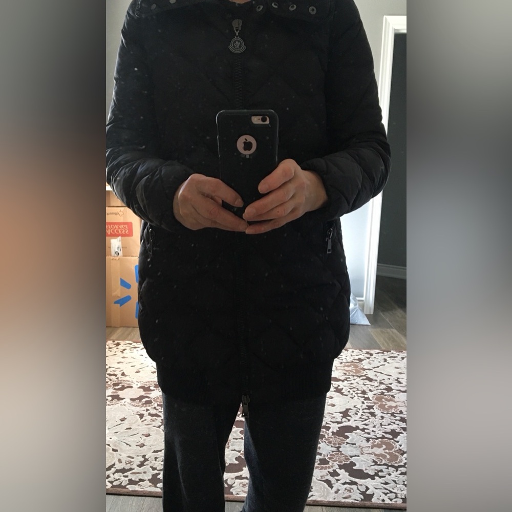 Authentic Moncler jacket - Picture 12 of 12